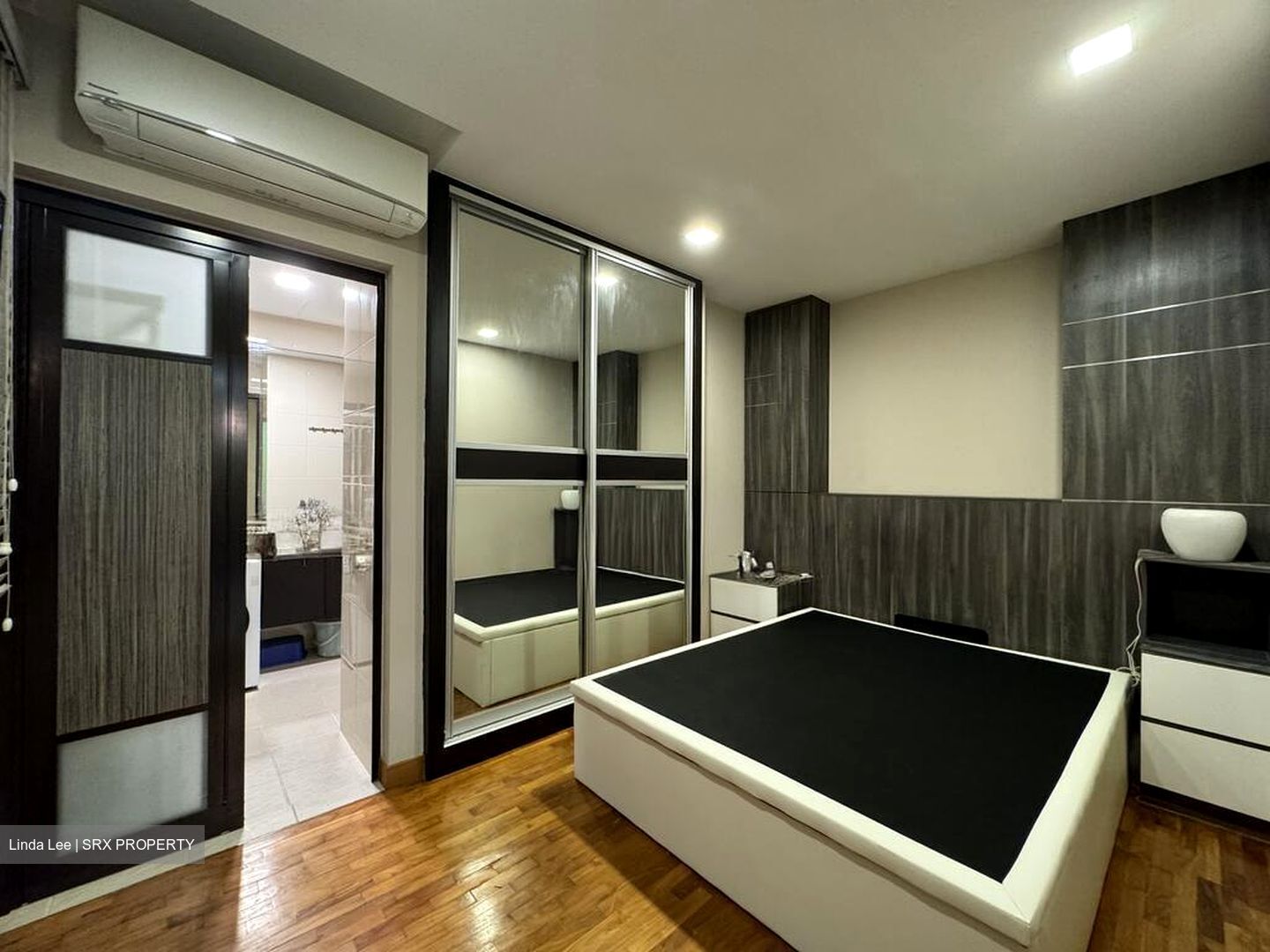 EiS Residences (D15), Apartment #575711061